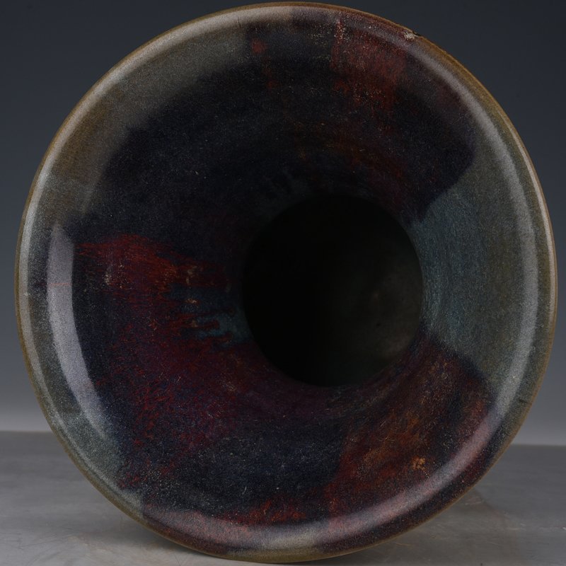 Song Dynasty Jun kiln obsidian glaze halberd vase