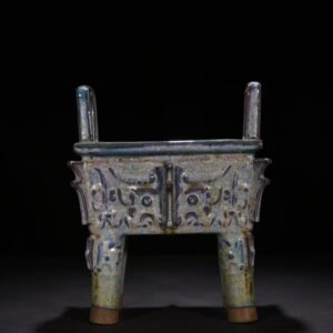 Song Dynasty Jun kiln Jun glazed square tripod with Taotie pattern