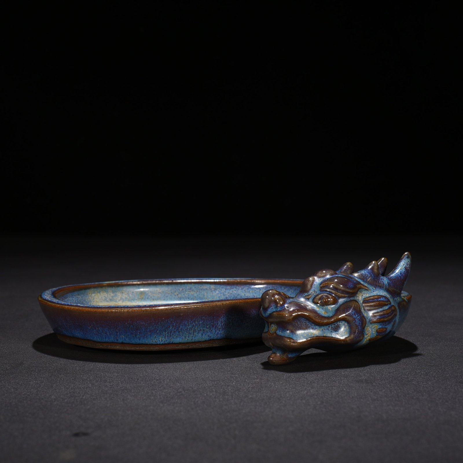 Song Dynasty Jun kiln glaze dragon head wash