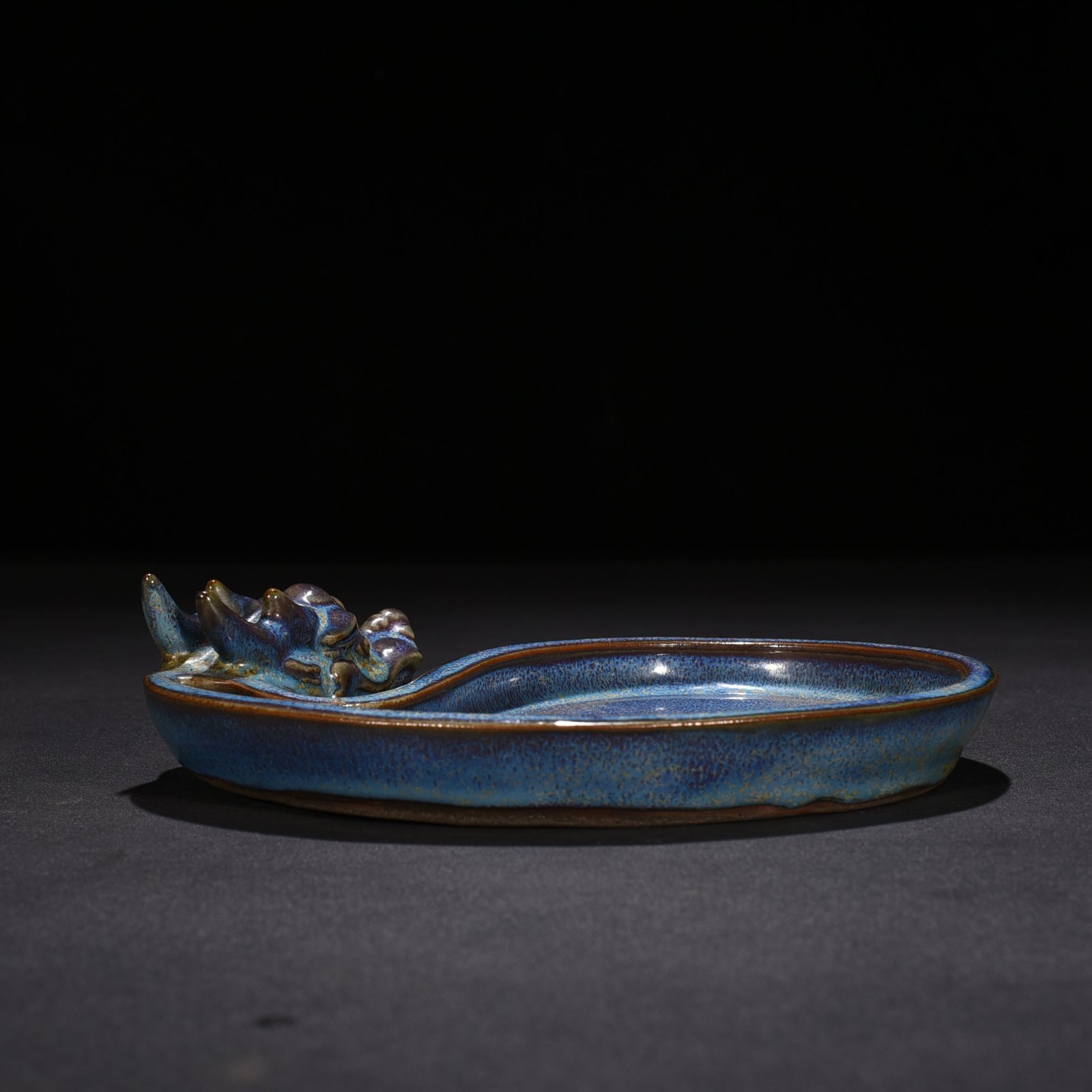 Song Dynasty Jun kiln glaze dragon head wash