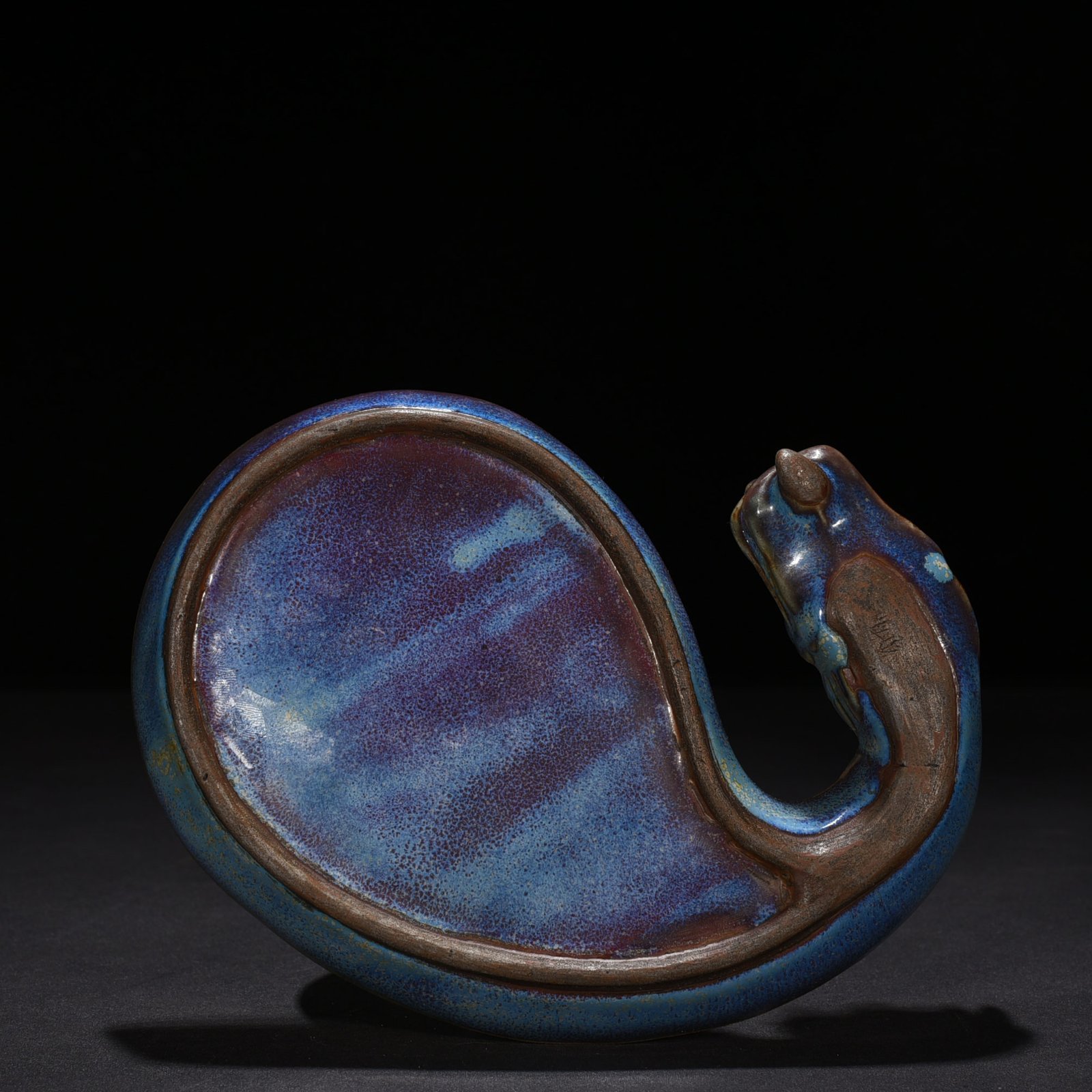 Song Dynasty Jun kiln glaze dragon head wash
