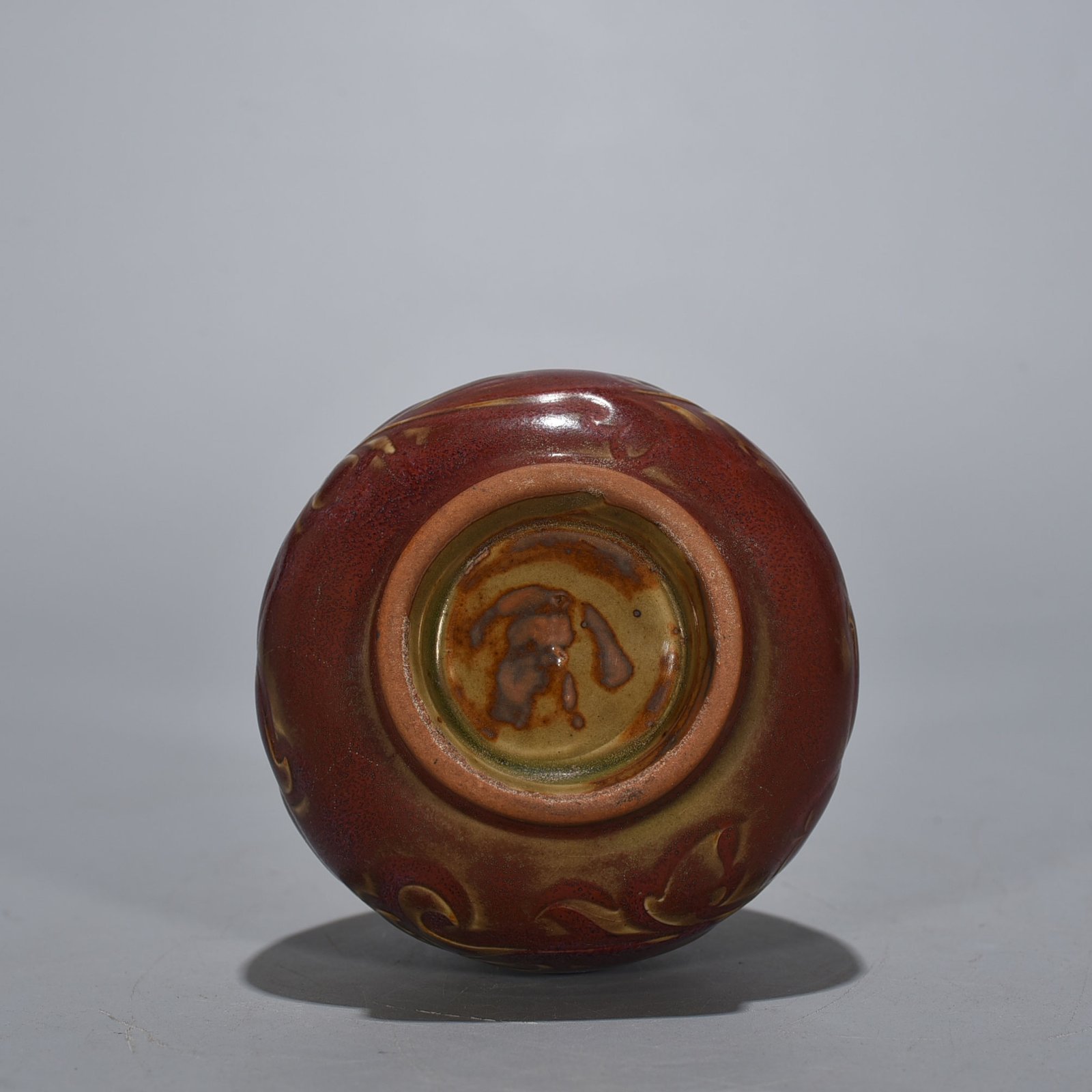 Song Dynasty Jun kiln rose purple glaze carved chicken heart jar