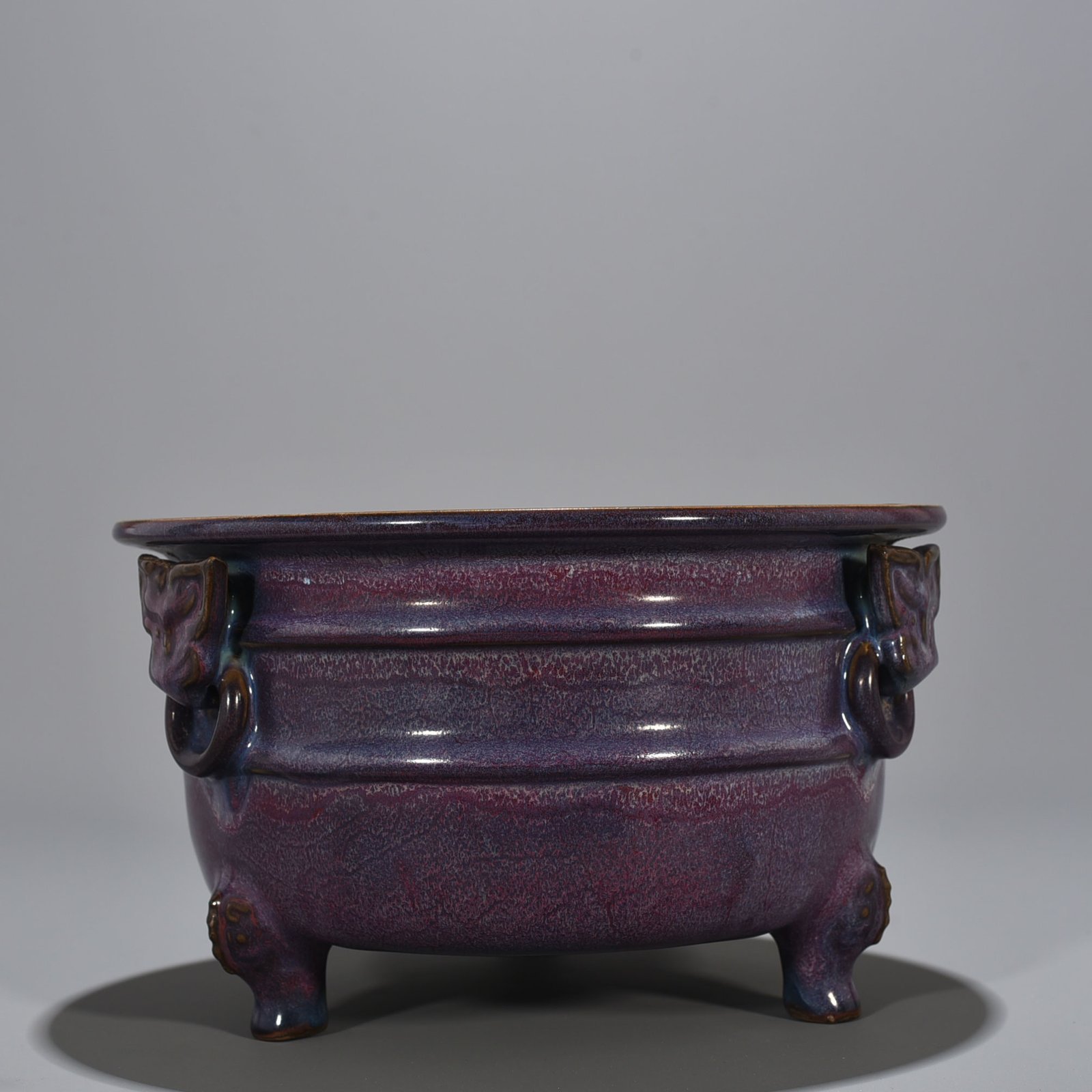 Song Dynasty Jun kiln rose purple glaze dazzling pattern three-legged Burner