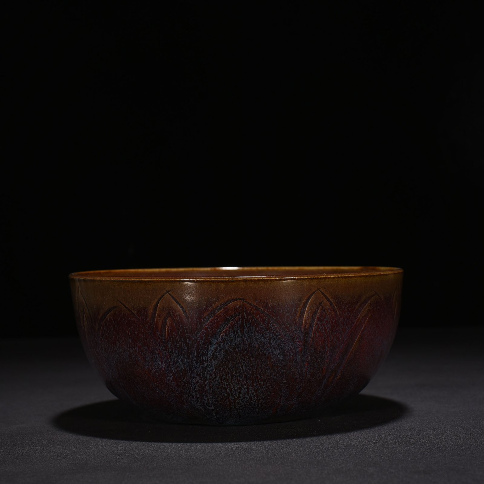 Song Dynasty Jun kiln rose purple glaze dragon bowl