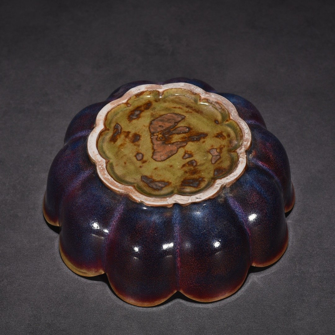 Song Dynasty Jun kiln rose purple glaze lotus wash