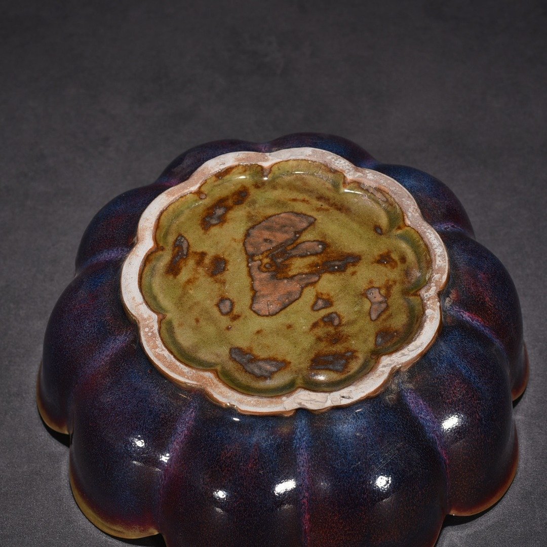 Song Dynasty Jun kiln rose purple glaze lotus wash