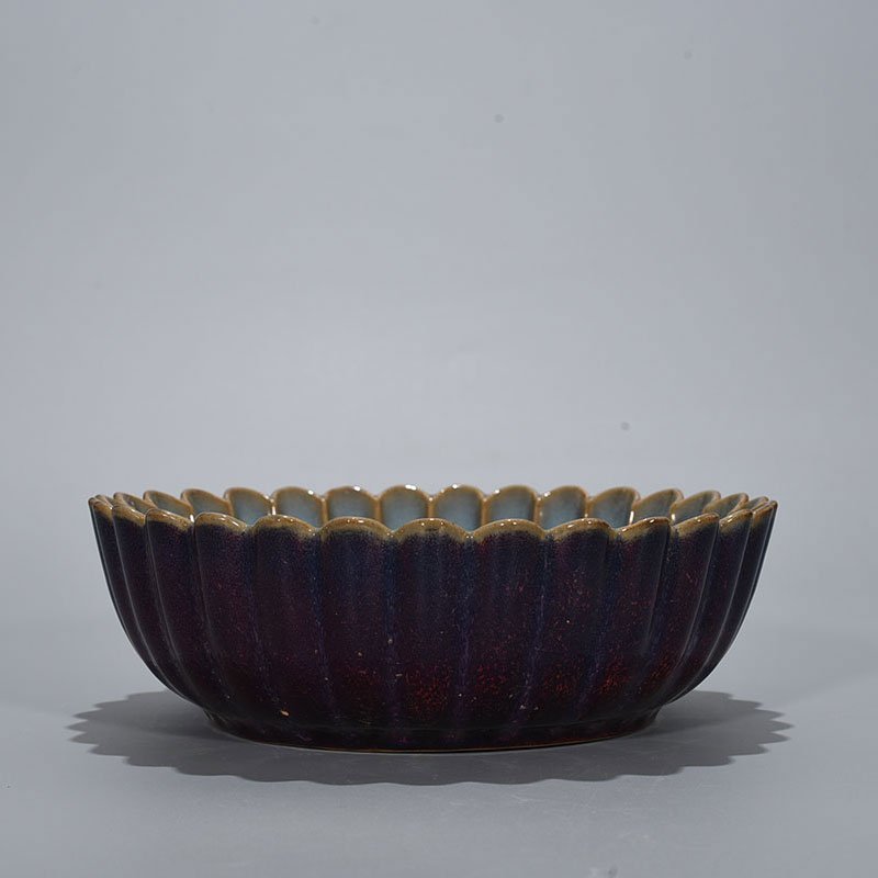 Song Dynasty Jun kiln rose purple glaze chrysanthemum petal wash