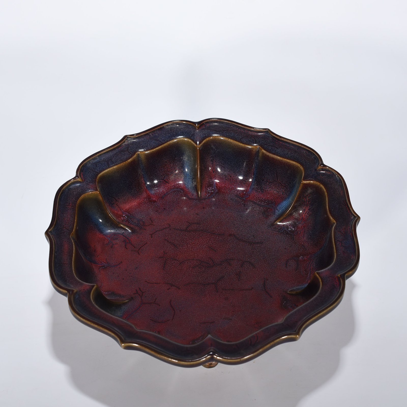 Song Dynasty Jun kiln rose purple glaze sunflower mouth three-legged wash