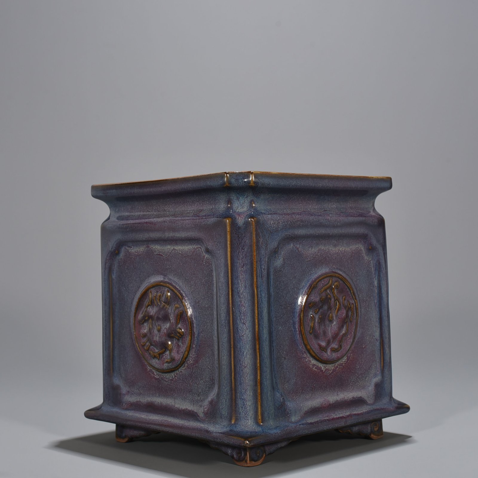 Song Dynasty Jun kiln rose purple glaze heavy and square mythical beast pen holder