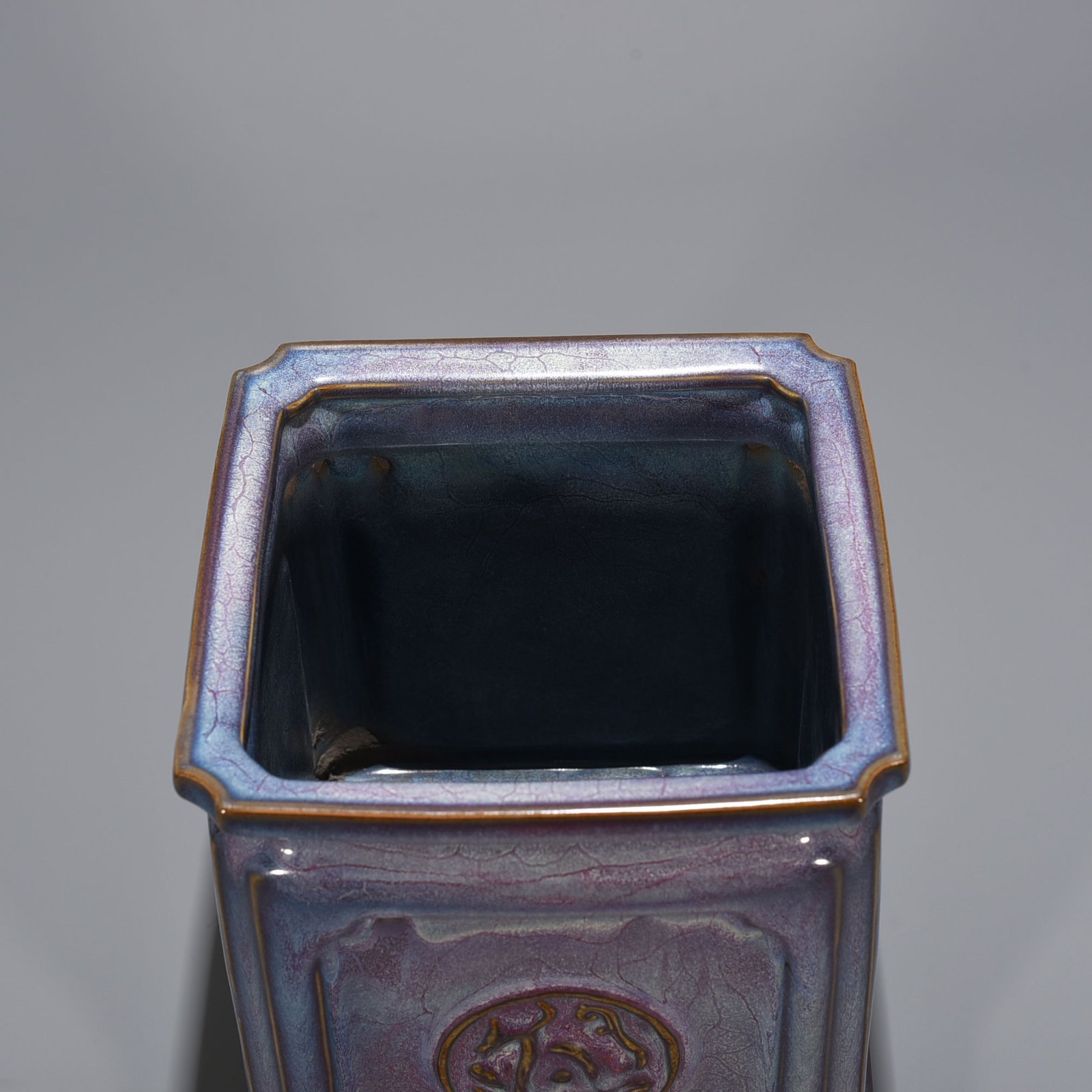 Song Dynasty Jun kiln rose purple glaze heavy and square mythical beast pen holder