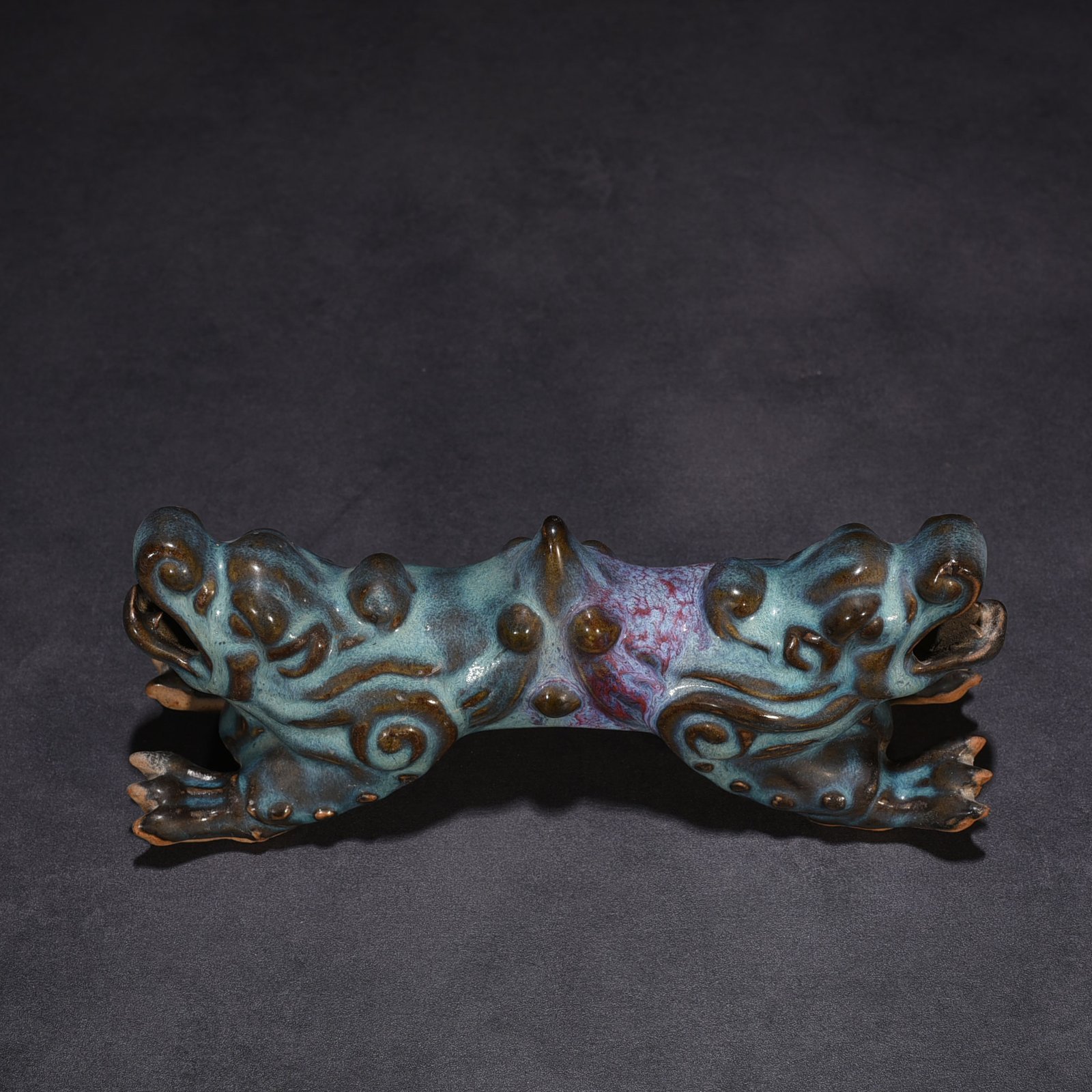 Song Dynasty Jun kiln turned into auspicious beast pen holder