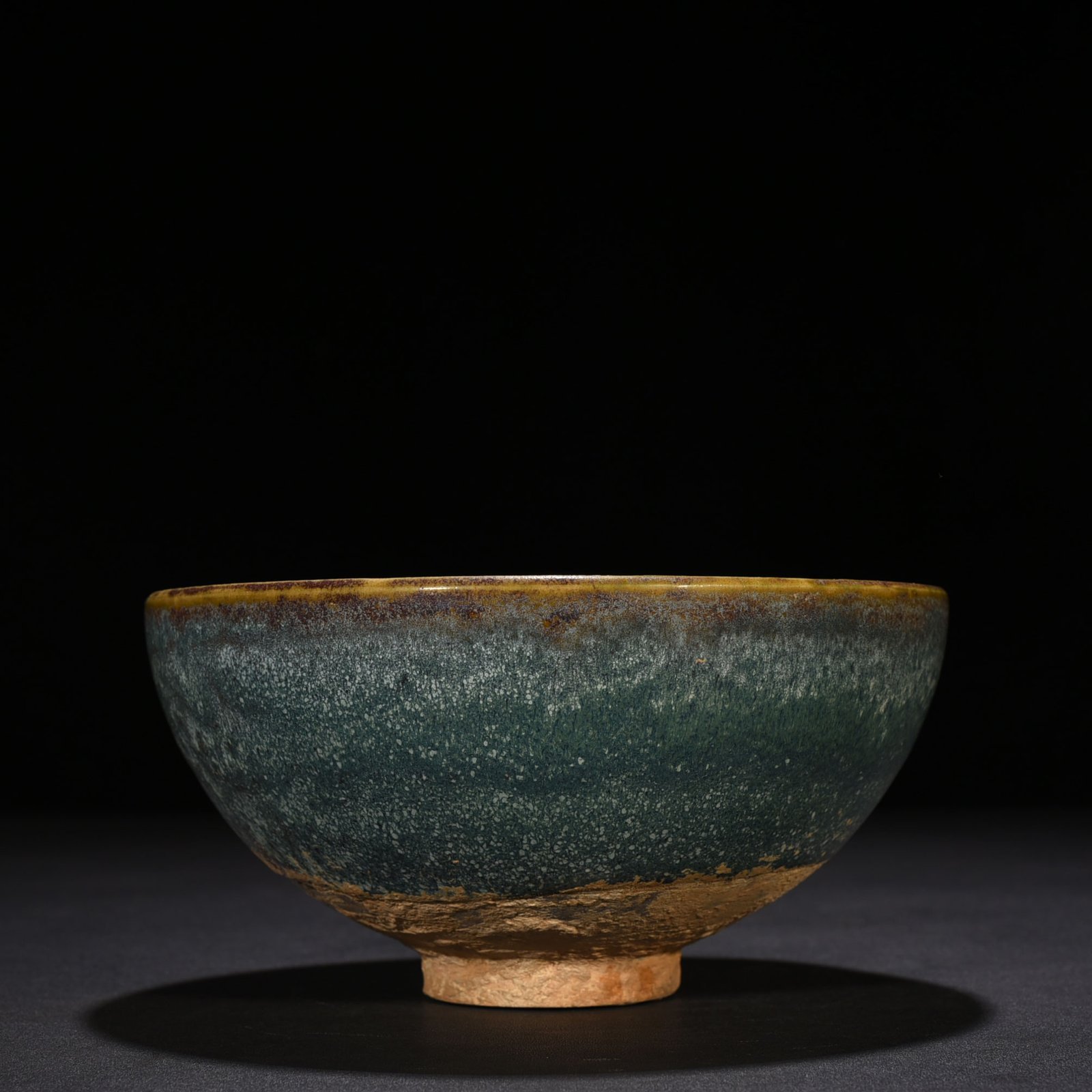 Song Dynasty Jun kiln green glaze bowl
