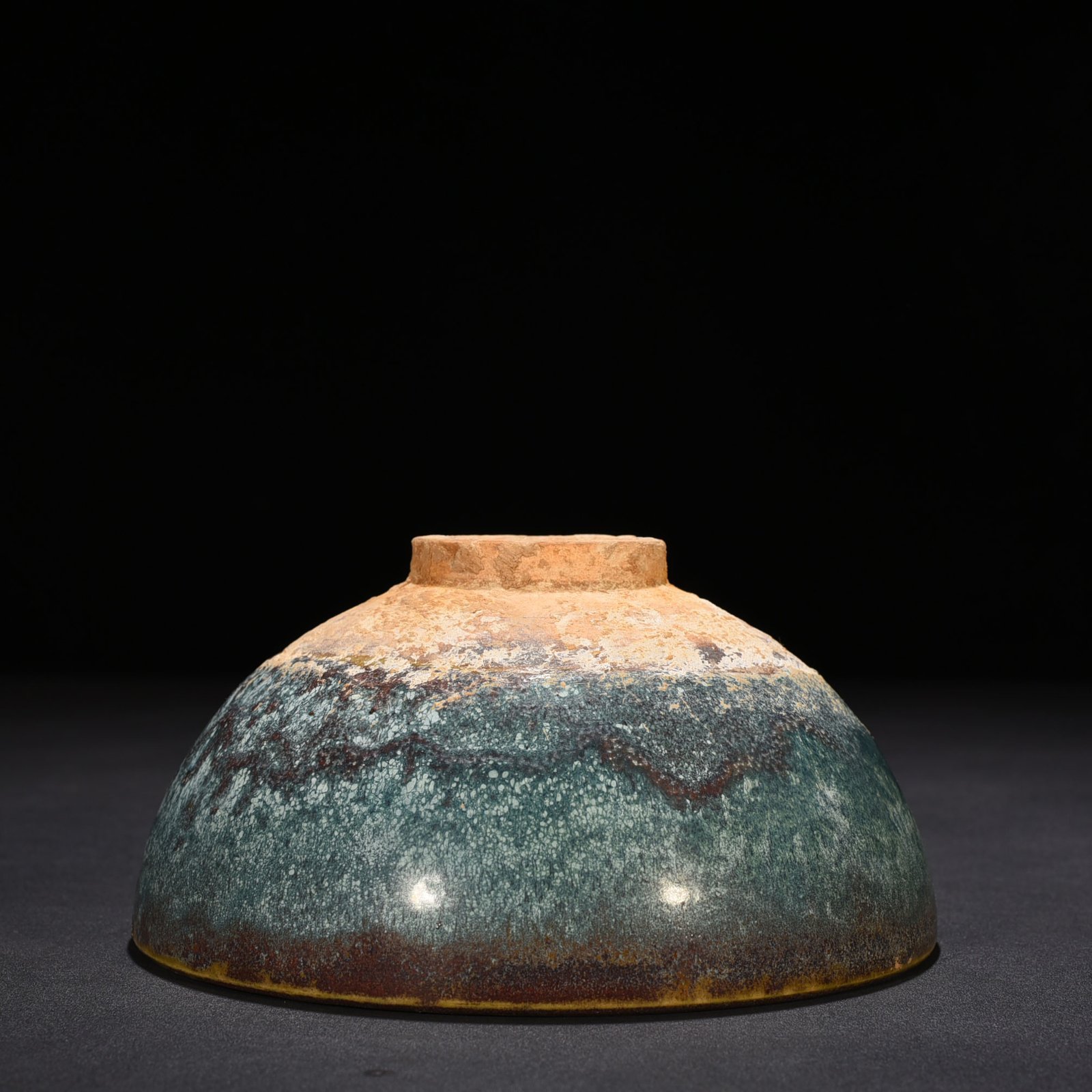 Song Dynasty Jun kiln green glaze bowl