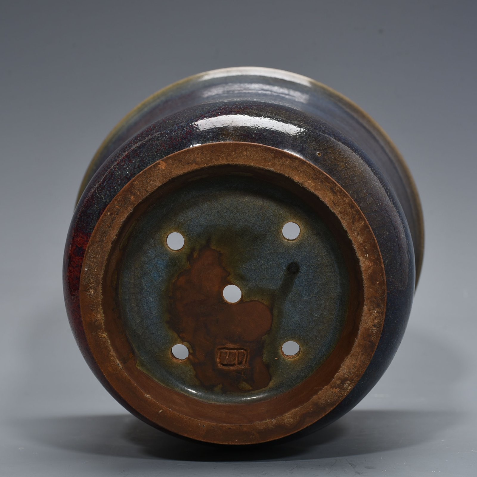 Song Dynasty Jun Kiln Variable Glaze Flower Pot