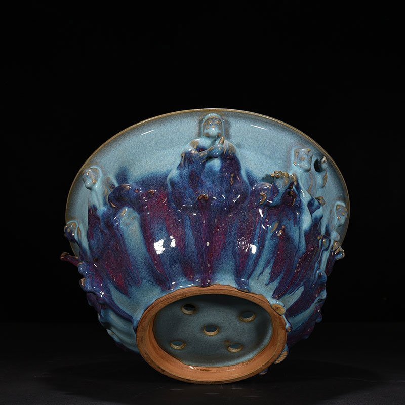 Song Dynasty Jun kiln blue glaze clad Arhat figure flower pot