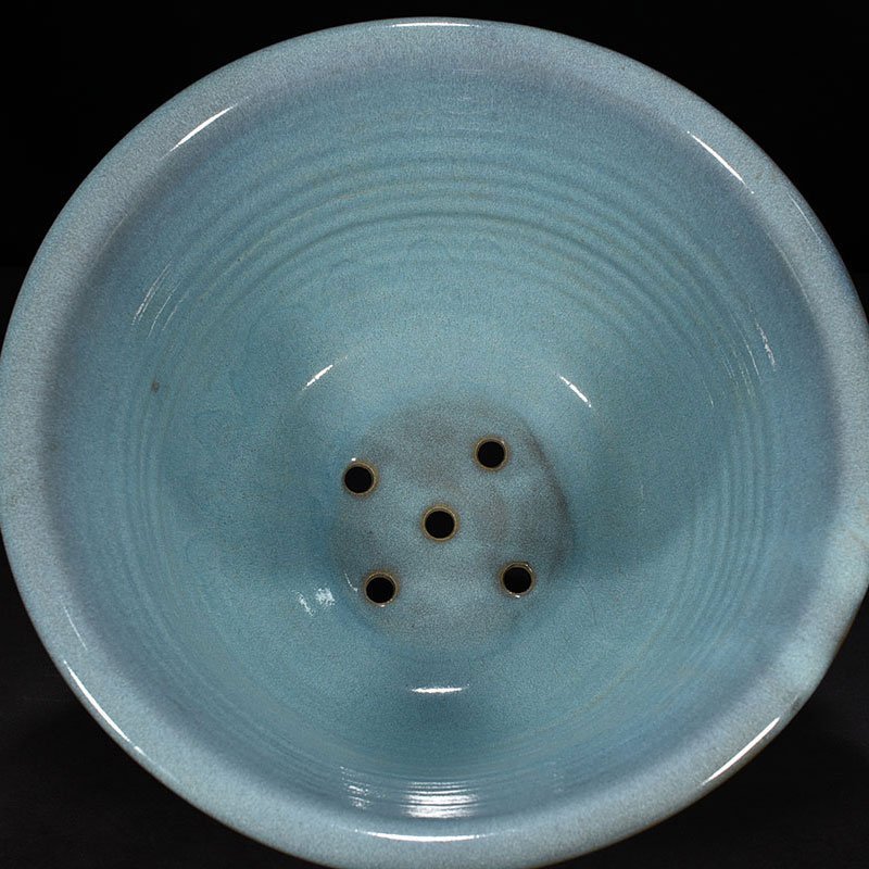 Song Dynasty Jun kiln blue glaze clad Arhat figure flower pot