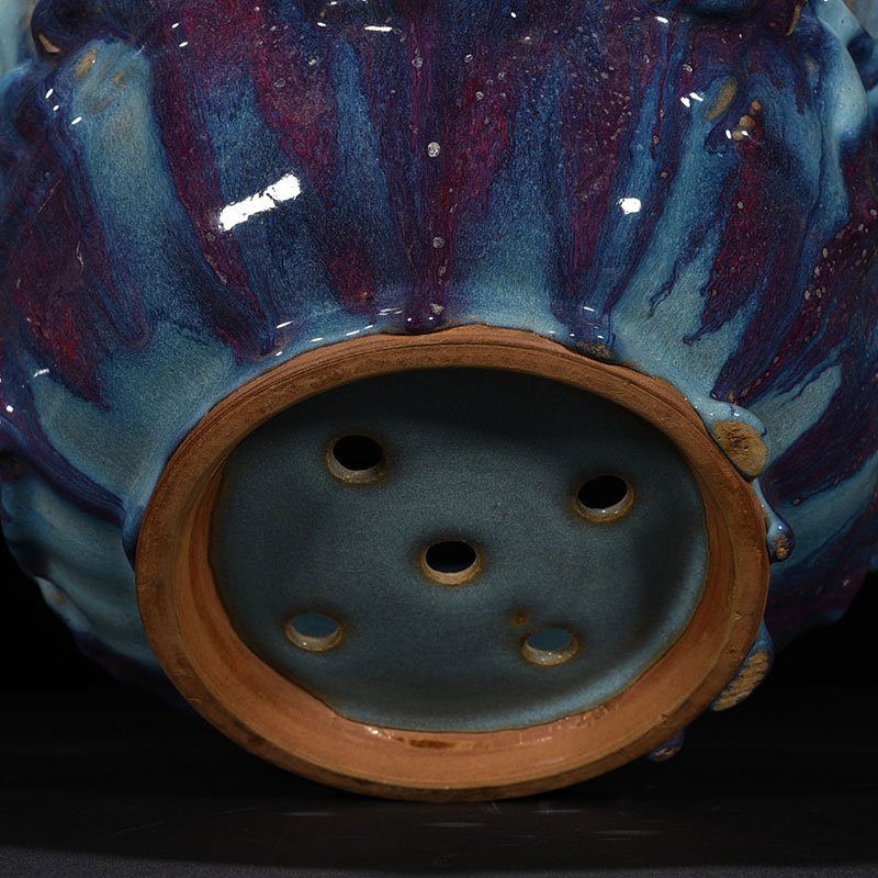 Song Dynasty Jun kiln blue glaze clad Arhat figure flower pot