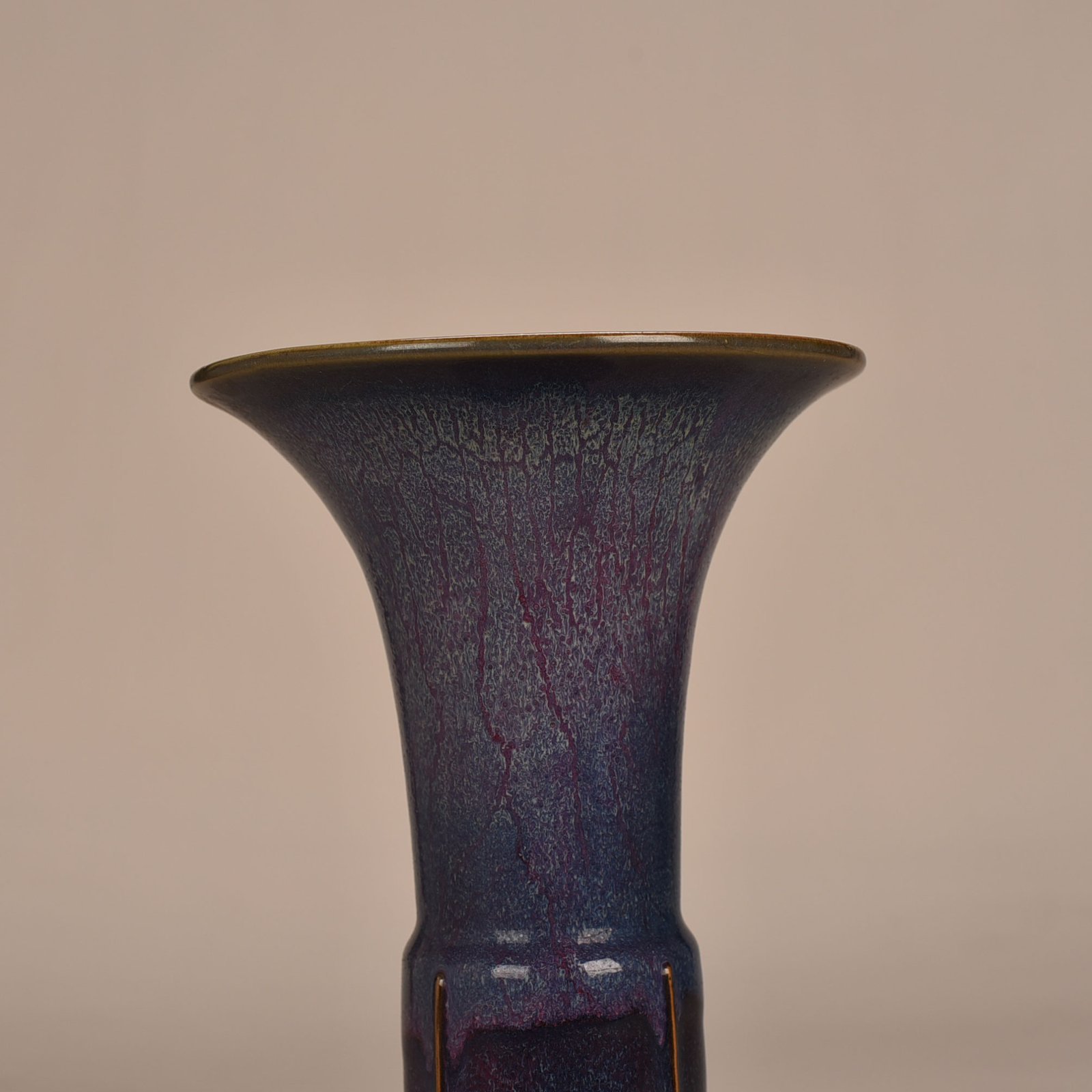 Song dynasty Jun kiln heavy and purple glaze flower goblet