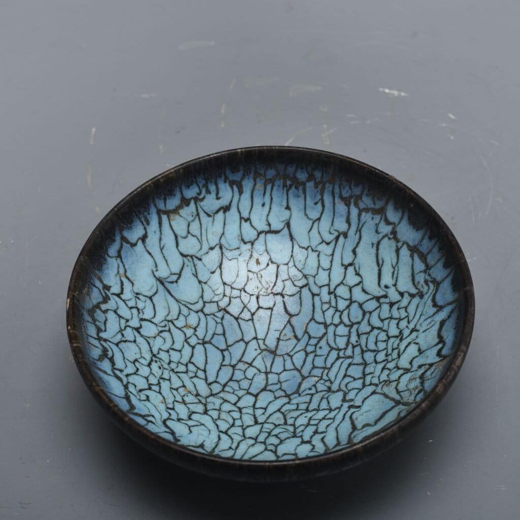 Song Dynasty Jun kiln iron line bowl