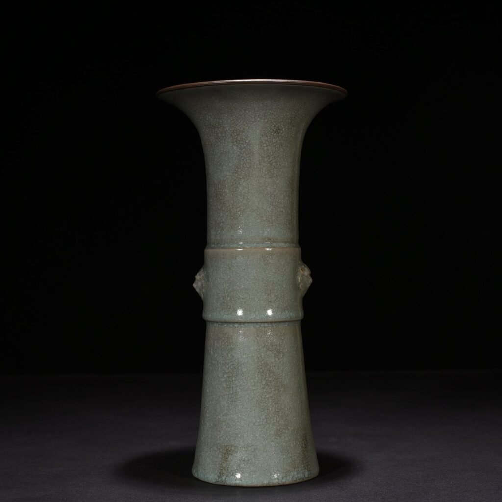 Song Dynasty Ru Kiln Azure Glaze Ice Crack Flower Goblet