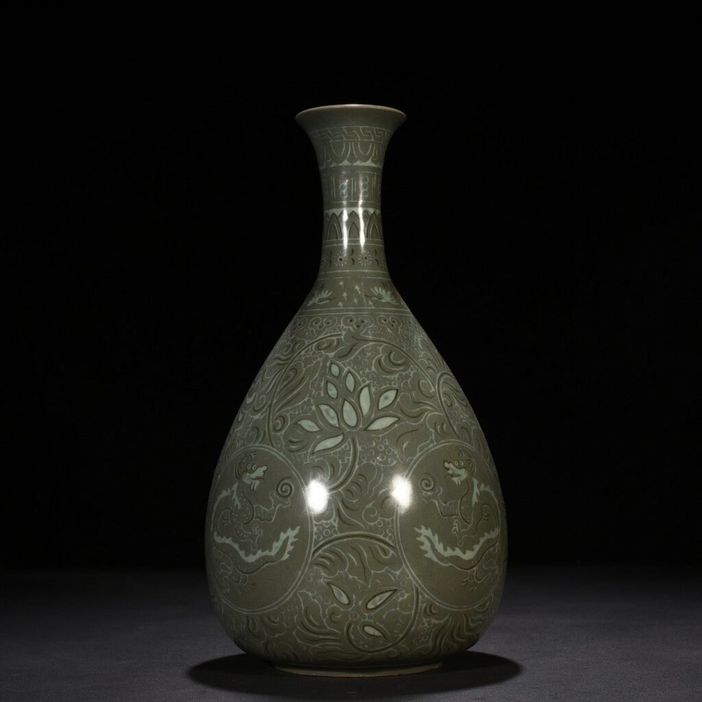 Song Dynasty Goryeo porcelain jade pot and spring vase inlaid with branches and dragon patterns