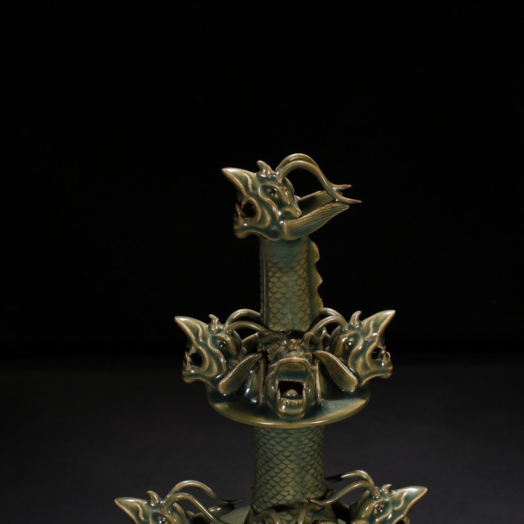 Song Dynasty Goryeo celadon carved Kowloon pure vase