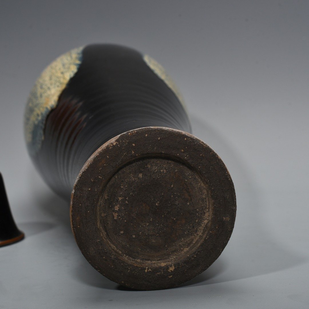 Song Dynasty Lushan kiln flower-glazed plum vase with lid