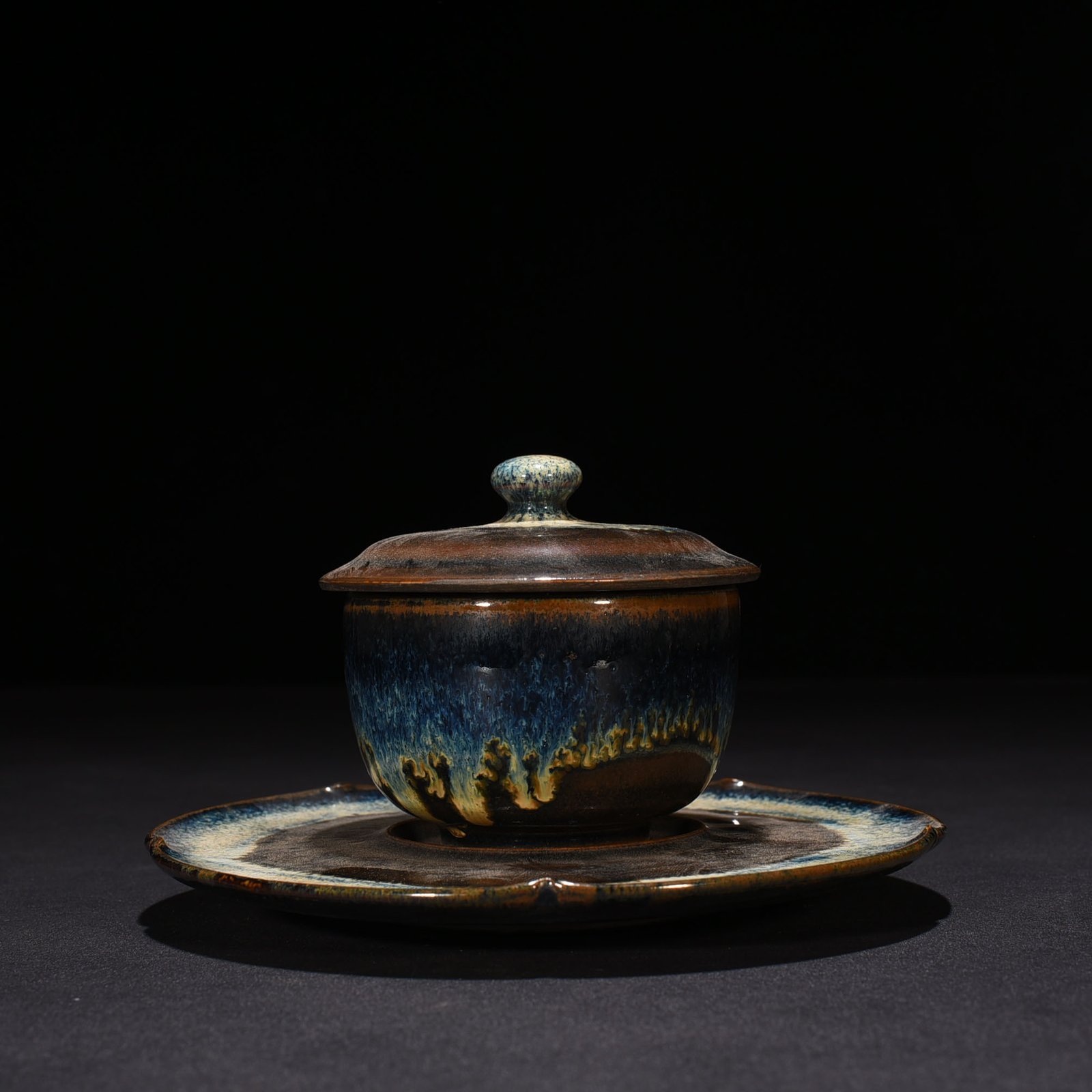 Song Dynasty Lushan Kiln Jun Kiln Warp Bowl