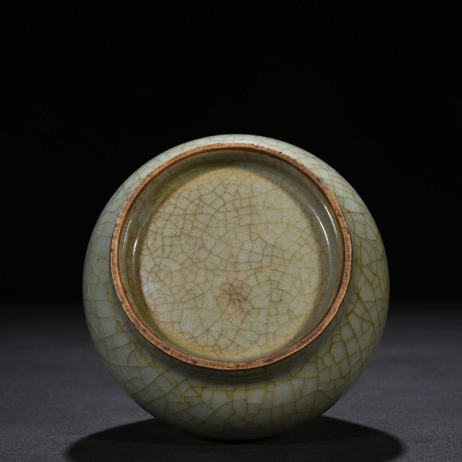 Song Dynasty Longquan official kiln ice cracked through-ear vase