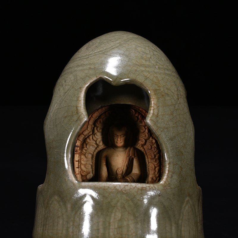 Song Dynasty Longquan kiln carved Buddhist niche