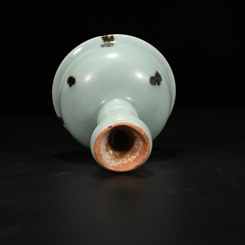 Song Dynasty Longquan kiln plum celadon dotted tall bowl