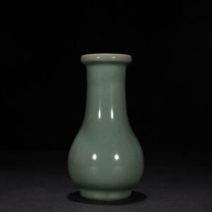 Song Dynasty Longquan kiln plum celadon dish-mouth vase