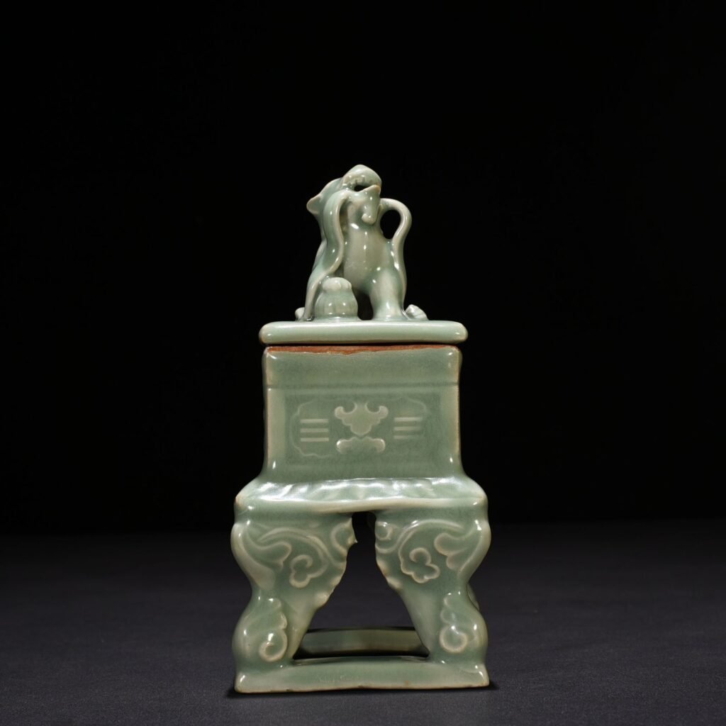 Song Dynasty Longquan kiln plum celadon carved eight trigrams hollow square smoker