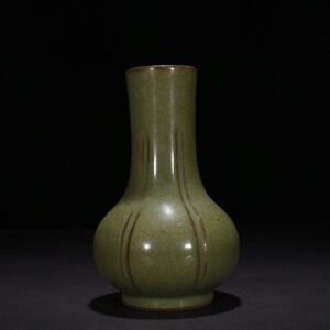 Song Dynasty Longquan kiln melon vase