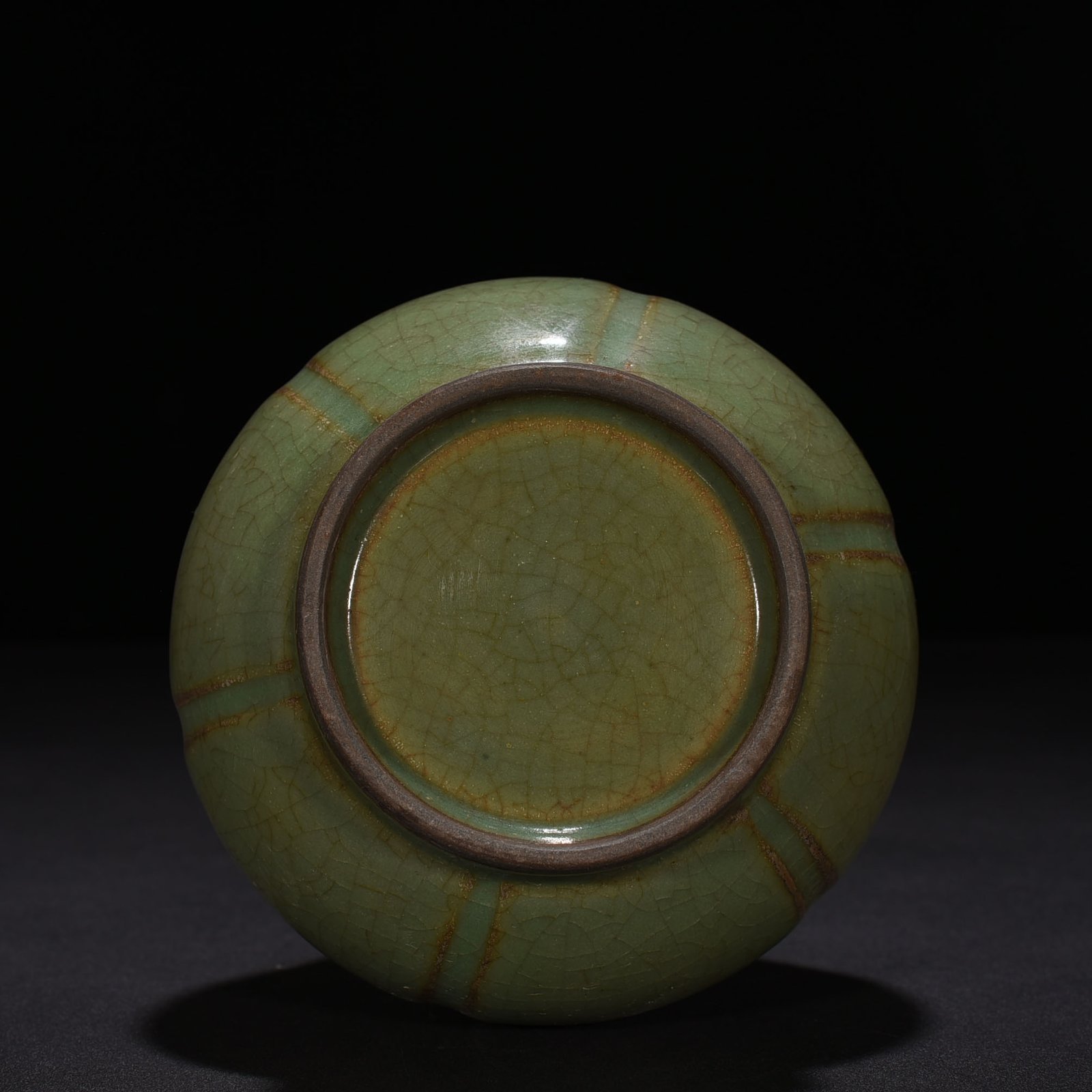 Song Dynasty Longquan kiln melon vase