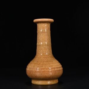 Song Dynasty Longquan kiln beige glaze dazzling pattern plate mouth bottle