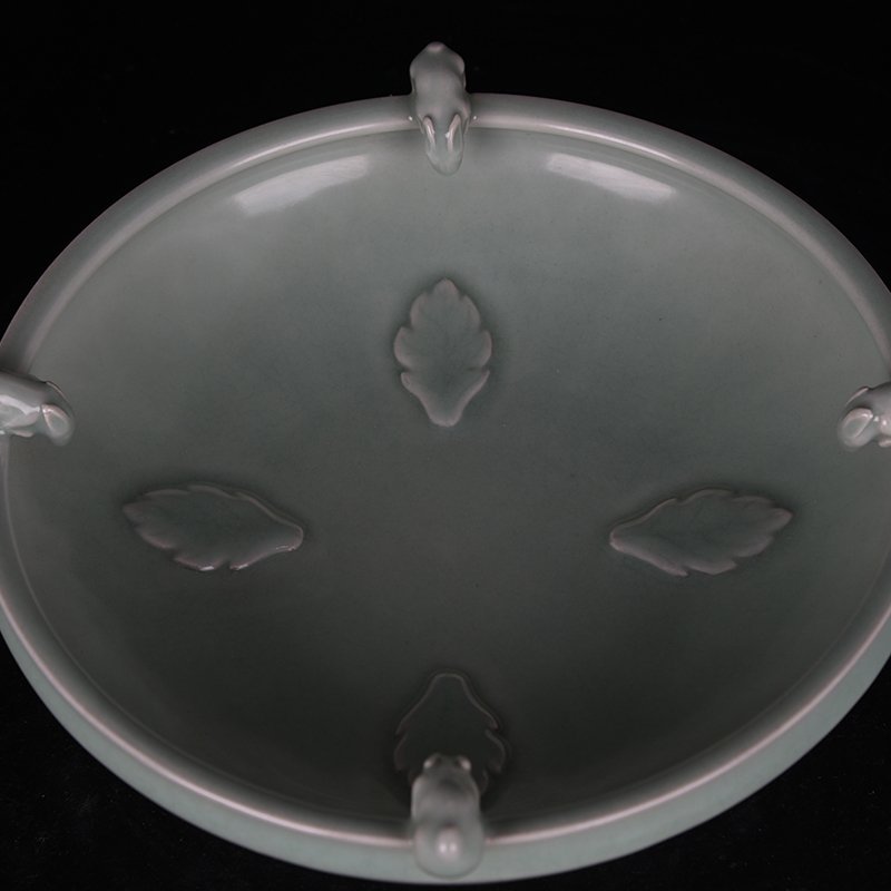 Song Dynasty Longquan kiln pink celadon rabbit ear washer