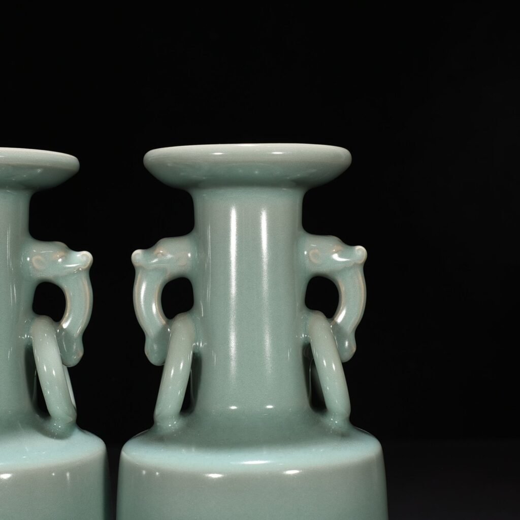Song Dynasty Longquan kiln pink celadon glaze double-eared dish-mouth bottle