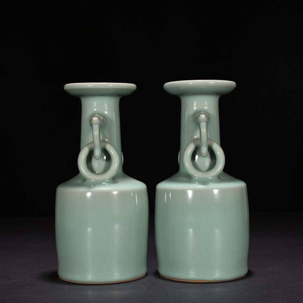 Song Dynasty Longquan kiln pink celadon glaze double-eared dish-mouth bottle