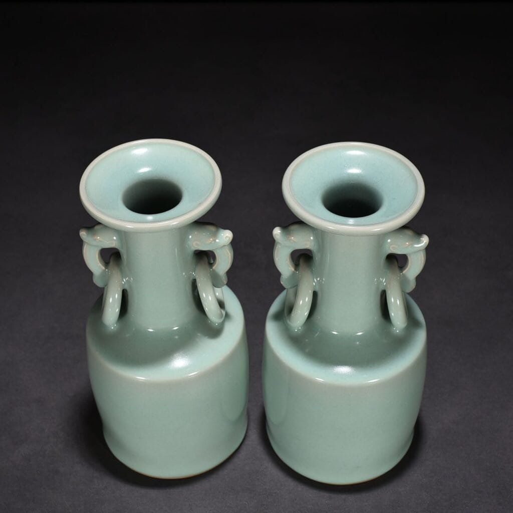 Song Dynasty Longquan kiln pink celadon glaze double-eared dish-mouth bottle