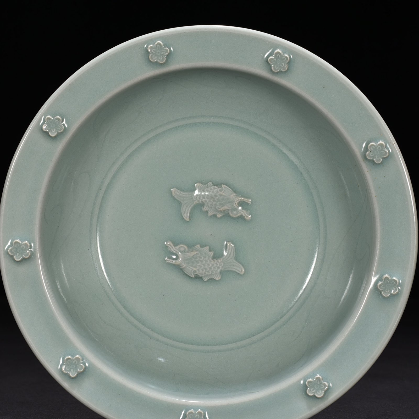Song Dynasty Longquan kiln pink celadon glaze double fish pattern folded edge plate
