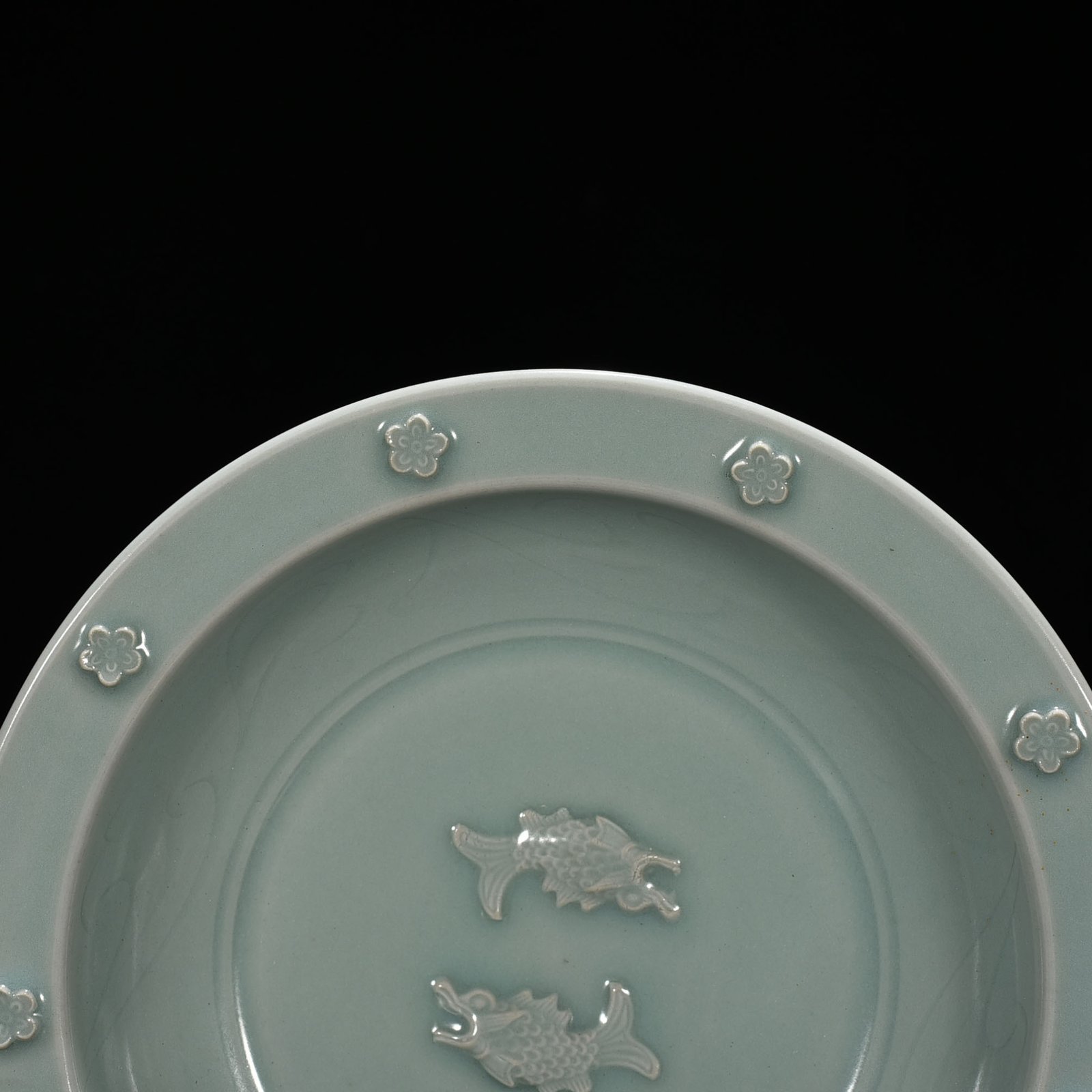 Song Dynasty Longquan kiln pink celadon glaze double fish pattern folded edge plate