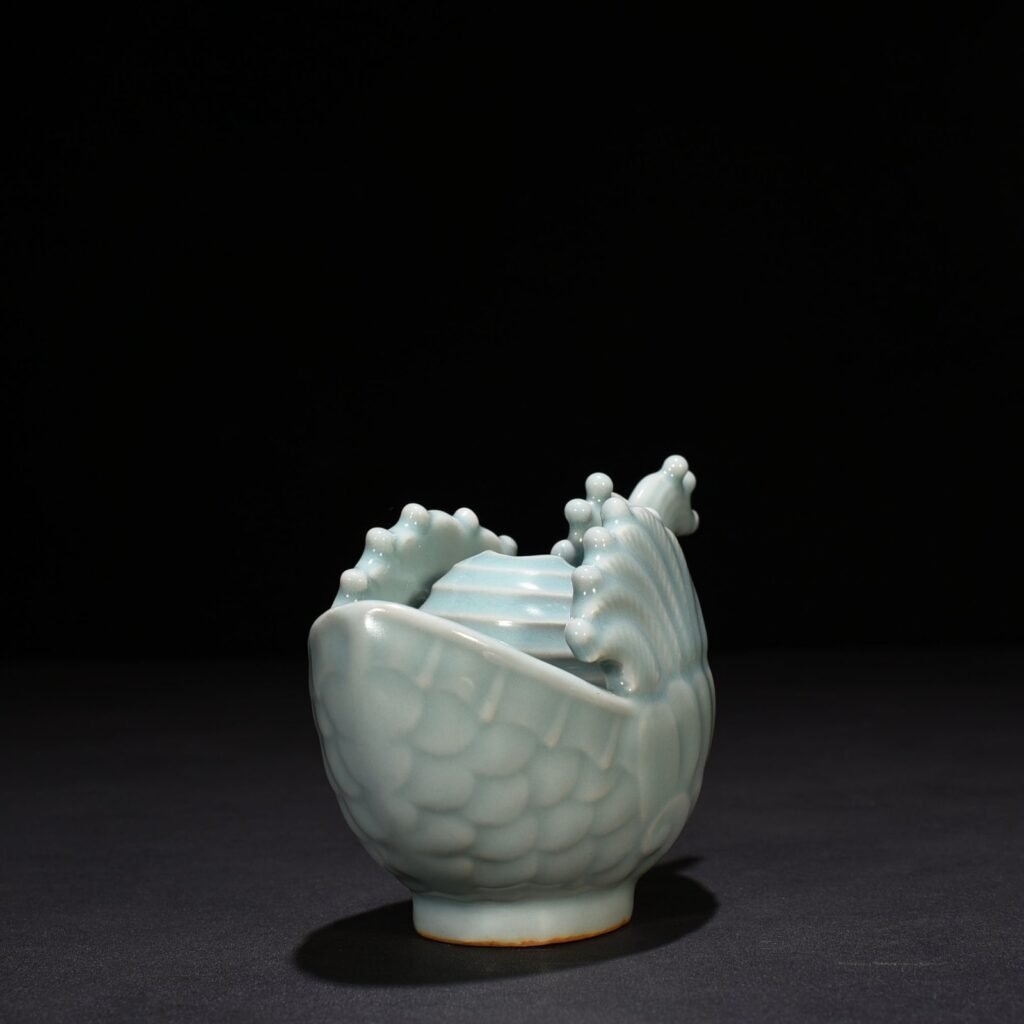 Song Dynasty Longquan kiln pink celadon glaze Capricorn-shaped water bowl