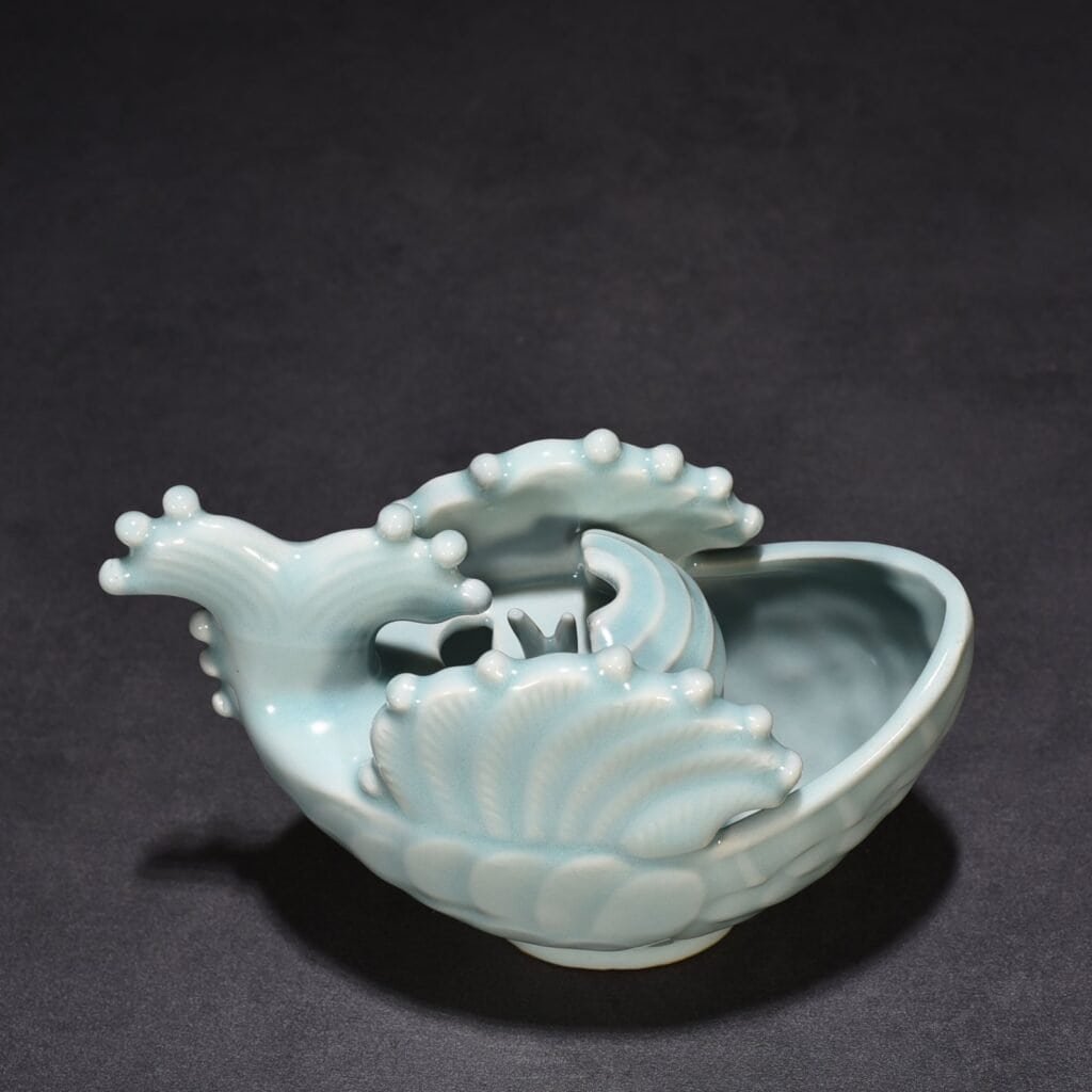 Song Dynasty Longquan kiln pink celadon glaze Capricorn-shaped water bowl