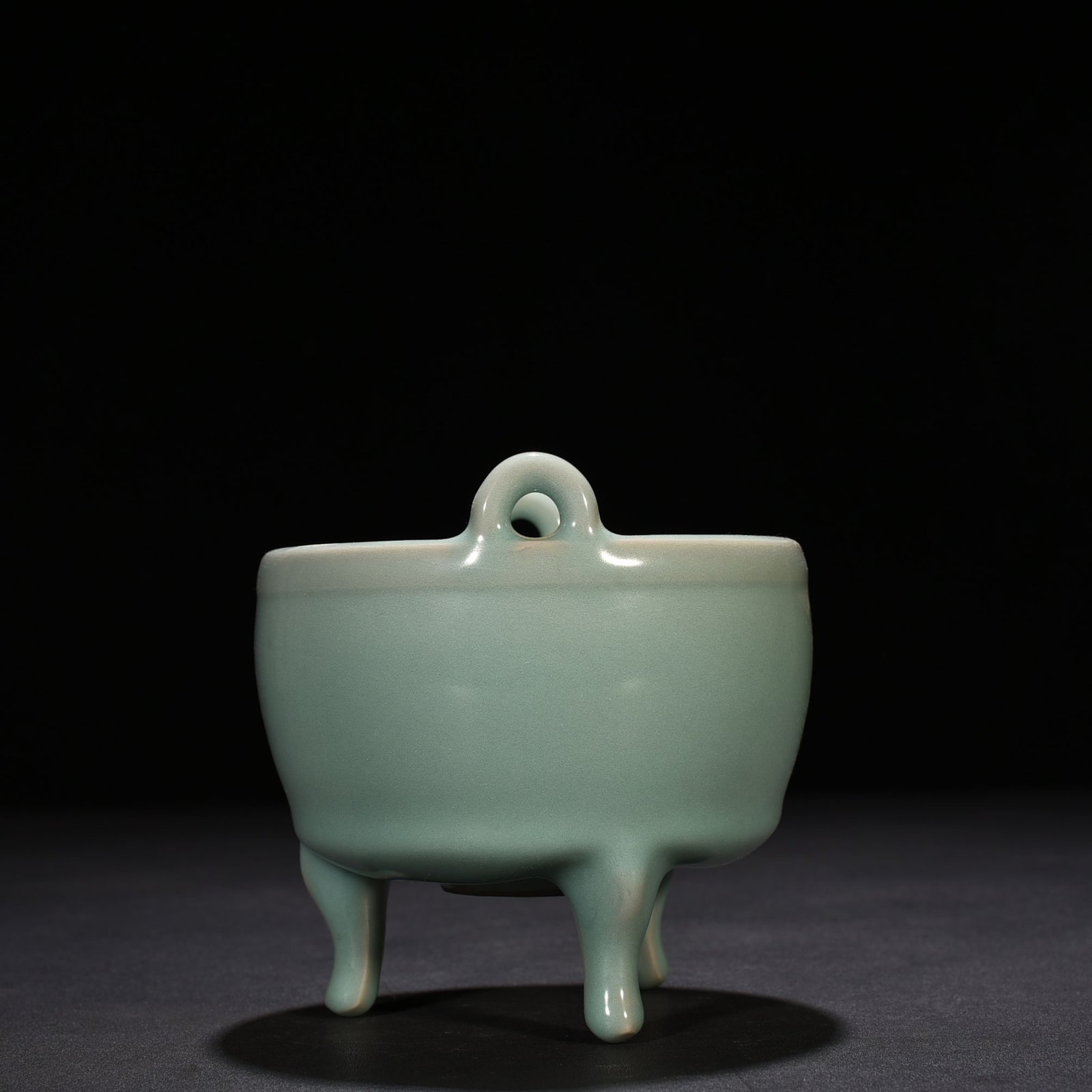 Song Dynasty Longquan kiln pink green glaze bridge ear stove