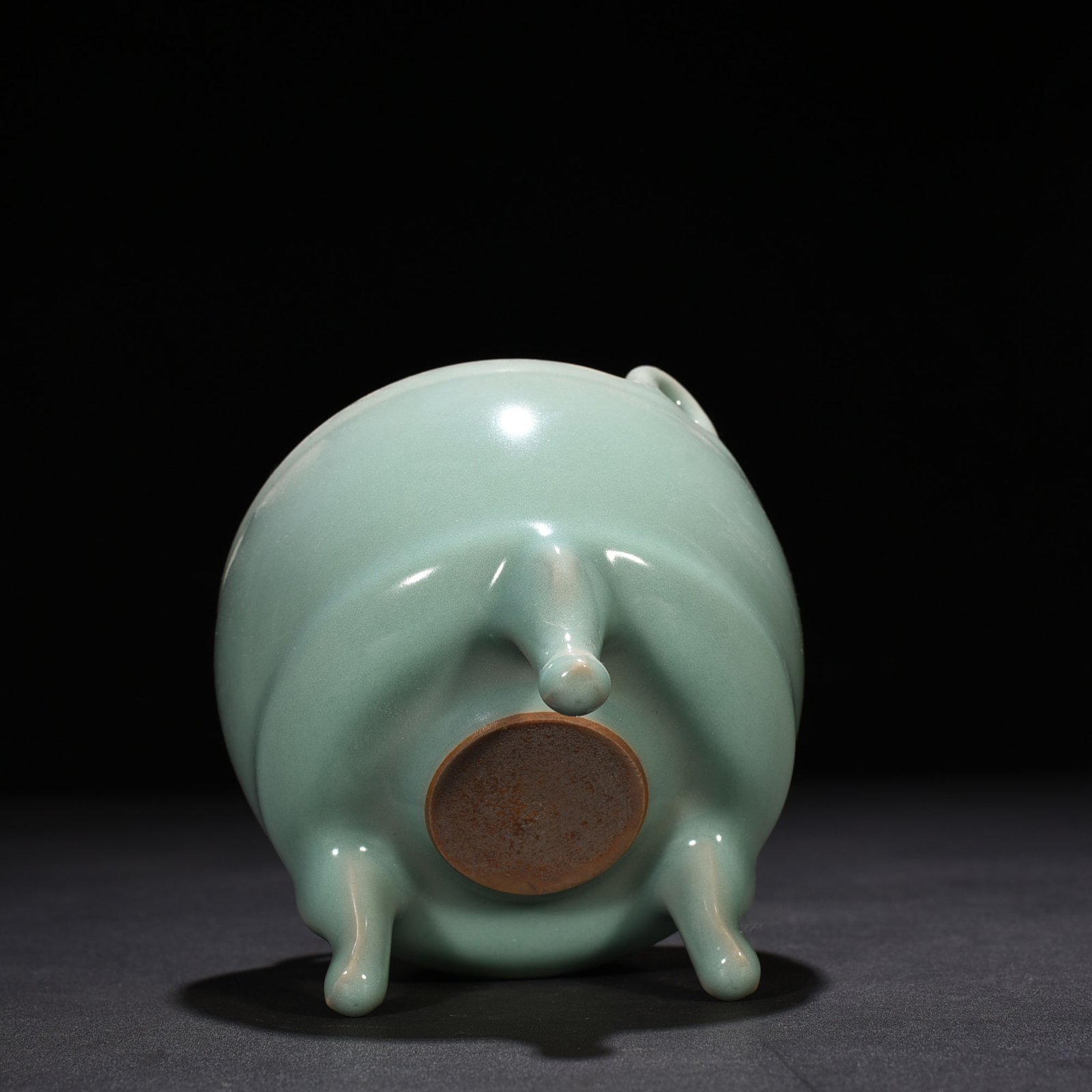 Song Dynasty Longquan kiln pink green glaze bridge ear stove