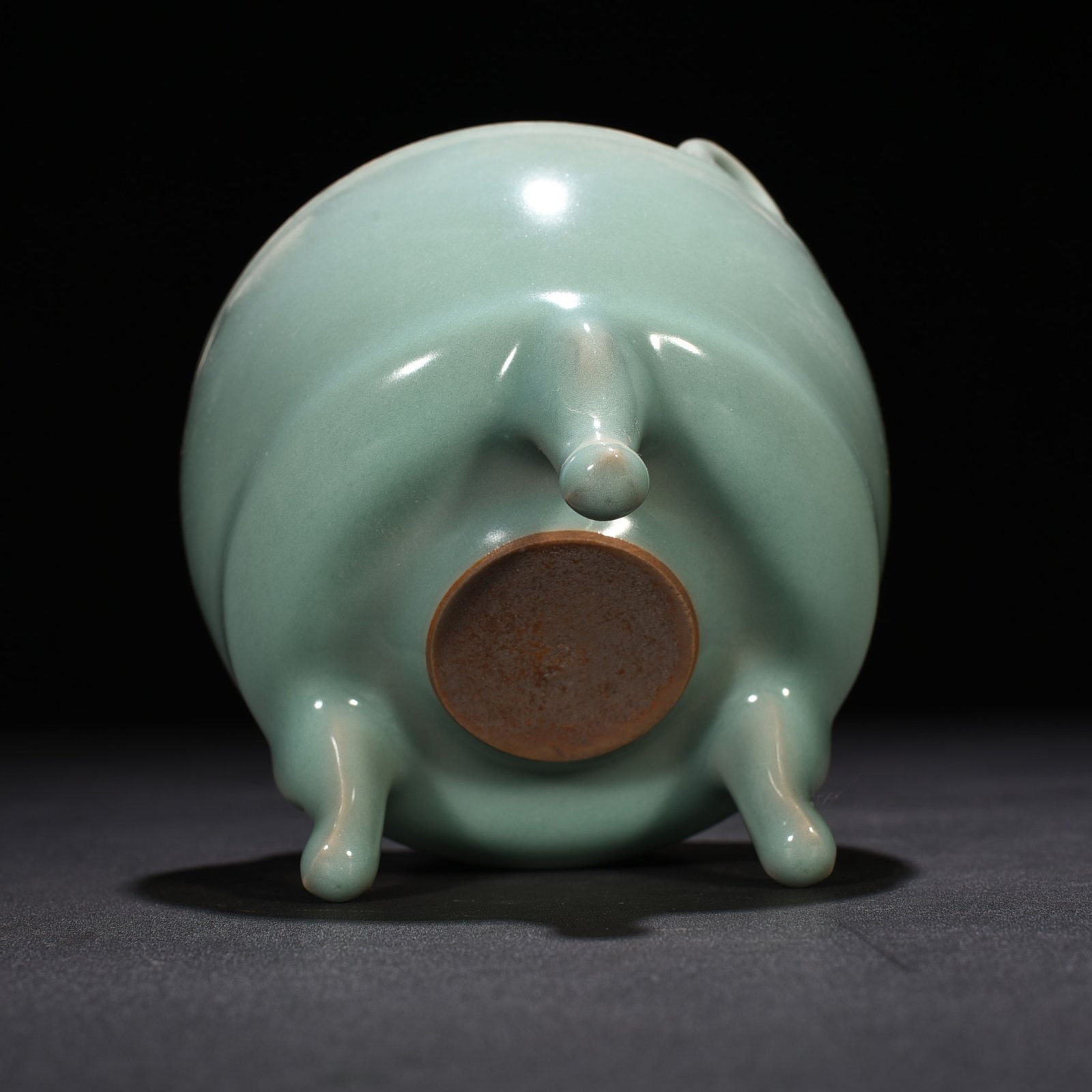 Song Dynasty Longquan kiln pink green glaze bridge ear stove