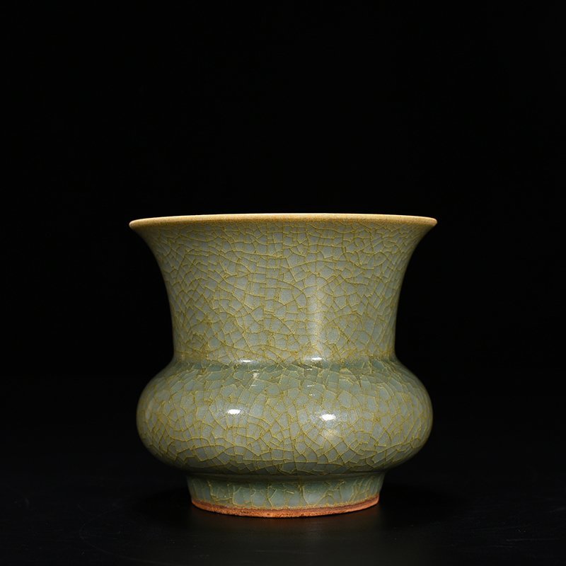 Song Dynasty Longquan kiln pink celadon glaze slag bucket