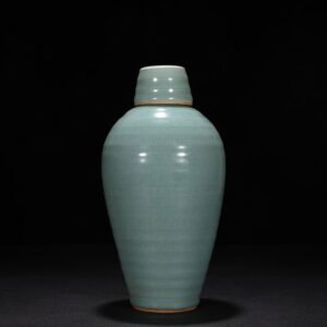 Song Dynasty Longquan kiln pink celadon glaze plum vase with dazzling pattern