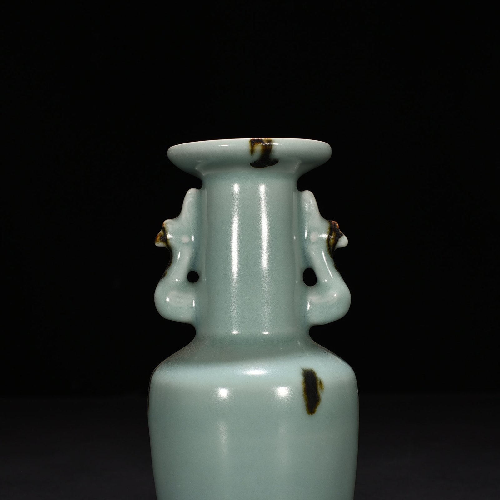 Song Dynasty Longquan kiln pink green glaze dotted phoenix ear vase
